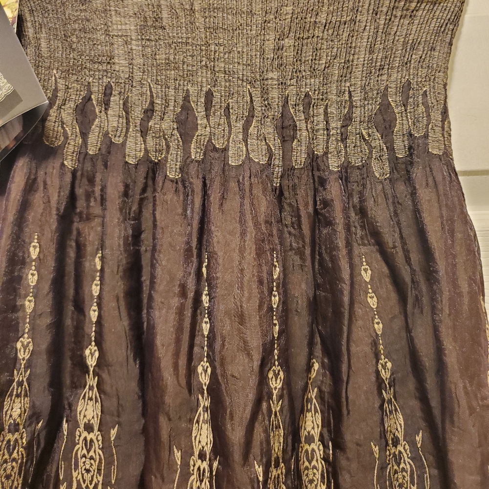 Skirt/Dress - Picture 2 of 5